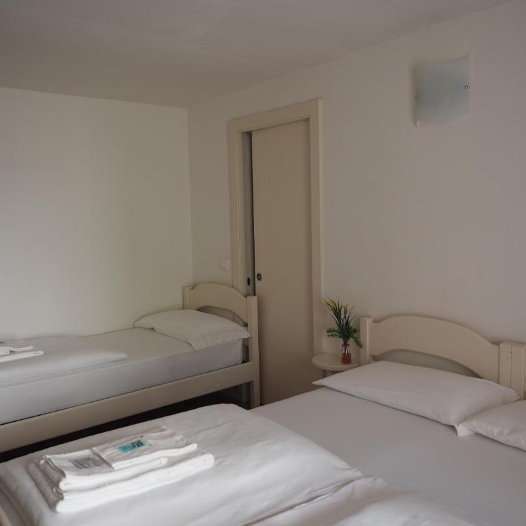 Hotel B&B Francolini - Camera Tripla - 6