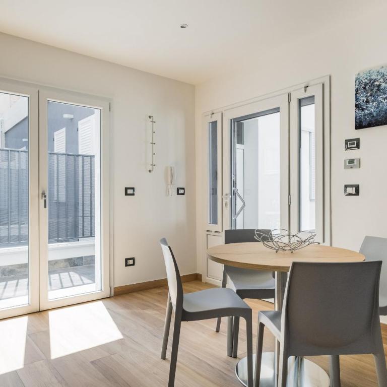 Giorgi Design Homes I - One-Bedroom Apartment - 1