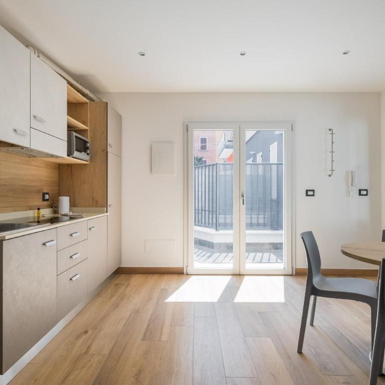 Giorgi Design Homes I - One-Bedroom Apartment - 2
