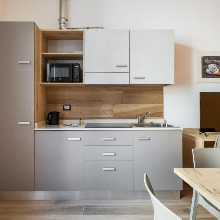 Giorgi Design Homes I - Two-Bedroom Apartment - 4