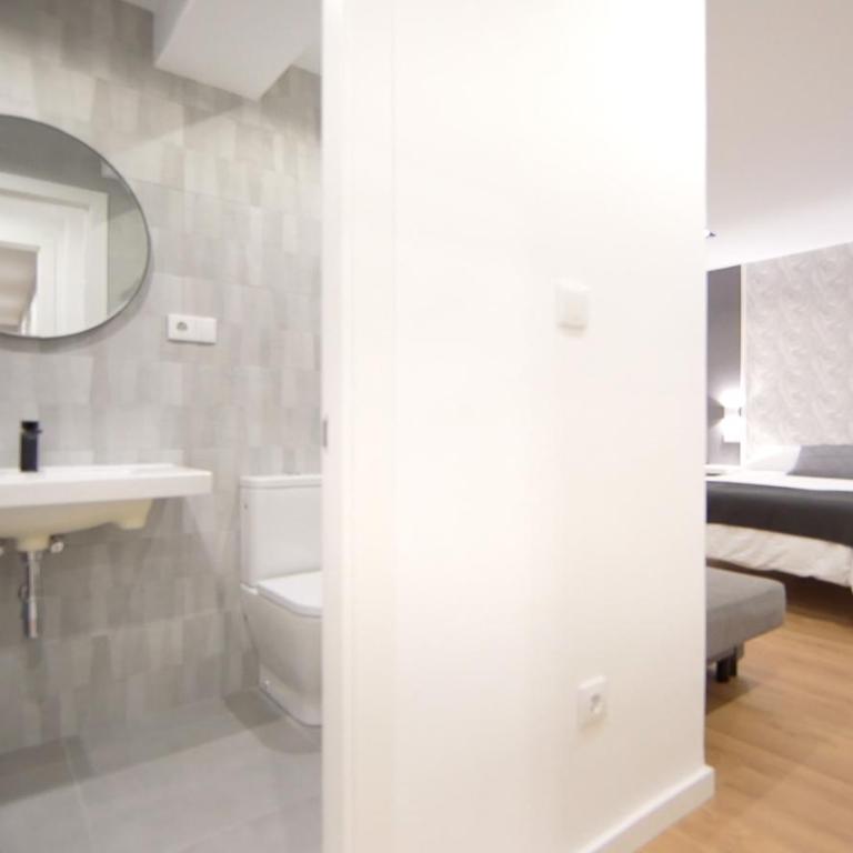 NOBE ROOMS - Habitación Doble con baño privado - 2