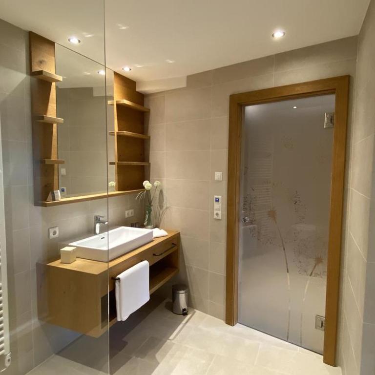 Hotel-Garni "Das Seebichl" - Deluxe Doppelzimmer mit Balkon - 4