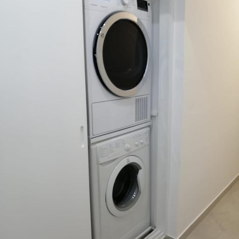 Momenti e Monumenti - Two-Bedroom House - 23