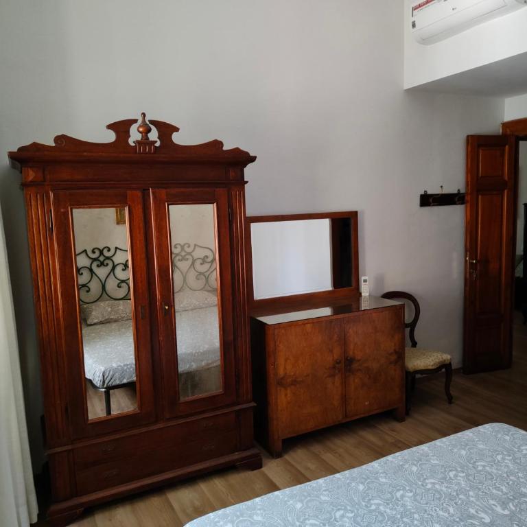 Accanto al Duomo - Camera Matrimoniale/Doppia con Letti Singoli con Bagno Privato - 7