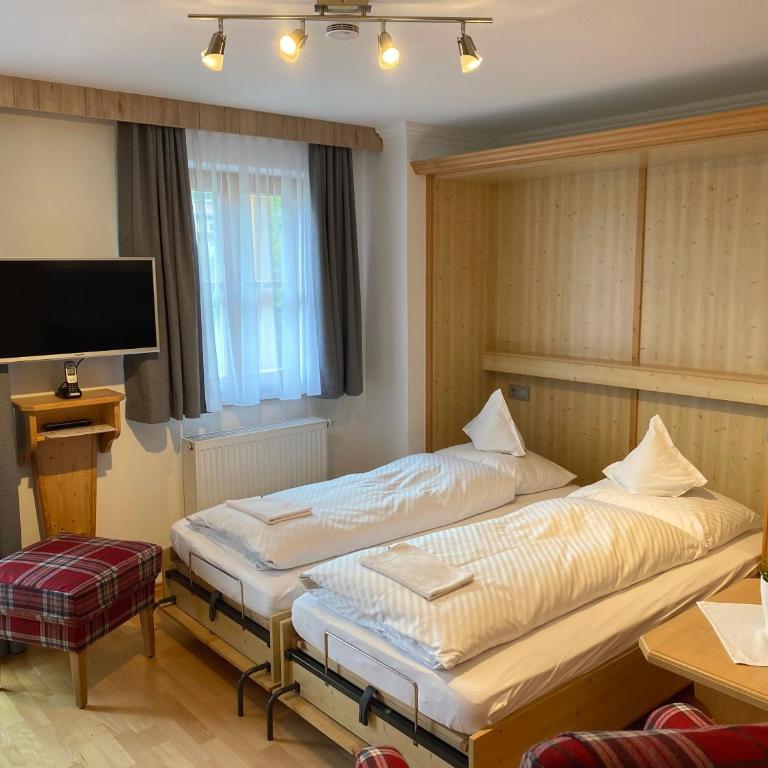 Ferienwohnungen Beim Hausbacher - Apartment - 2