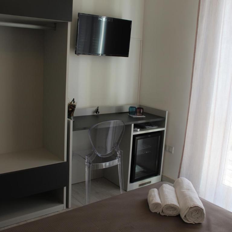 Rahal B&B - Double Room with Balcony - 3