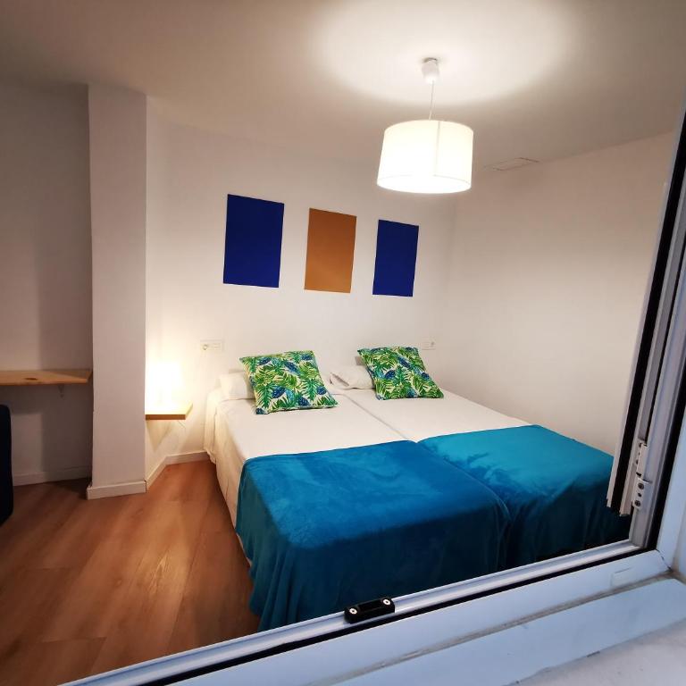 IMEDA REYES CATÓLICOS - Two-Bedroom Apartment - 7