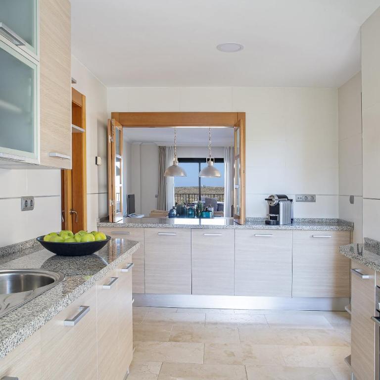 Quartiers Marbella Penthouse in Hacienda Cifuentes Benahavis - Apartamento Ático - 8