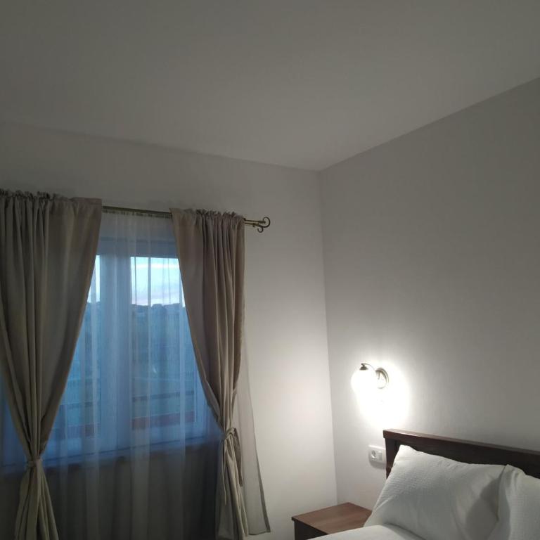 Apartmani Srećko - Two-Bedroom Apartment - 4
