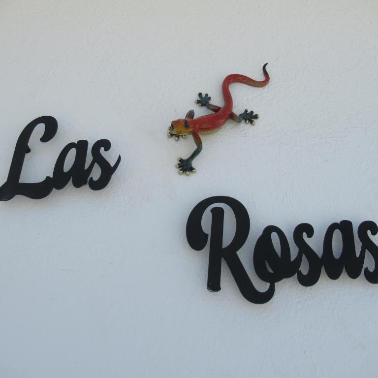 LAS ROSAS by RENTMEDANO Stunning luxury Chocolate Box villa with private heated pool & wifi - Villa - 2