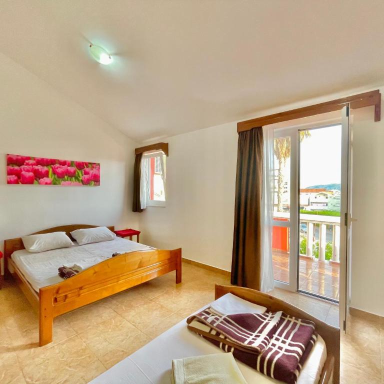 Vila L Budva - Komfor Četvorokrevetna Soba - 4