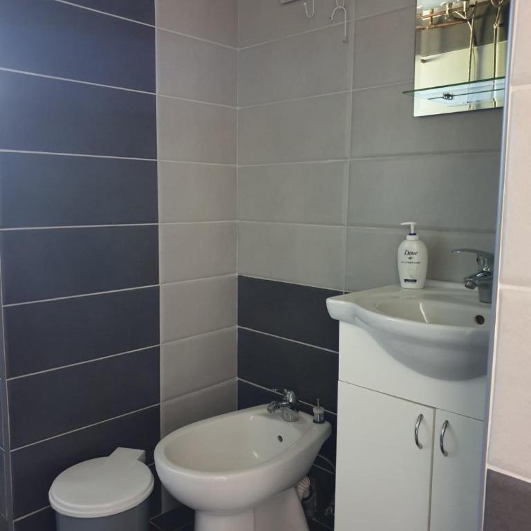 Apartman View Una - Three-Bedroom House - 24