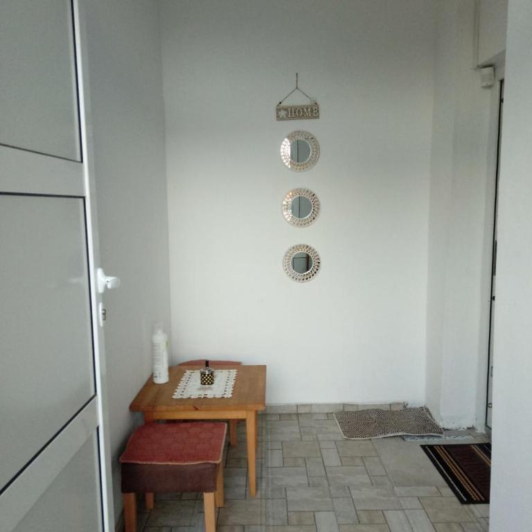 Apartman Meka - Two-Bedroom Apartment - 10