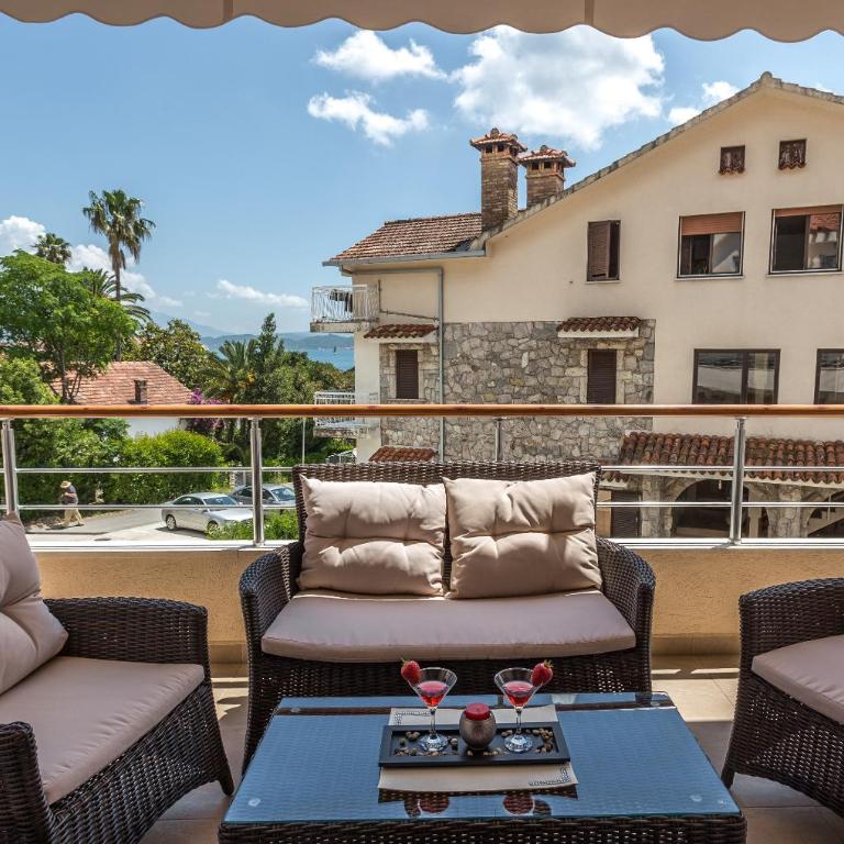 Apartments Rivijera - Deluxe Apartment - 1