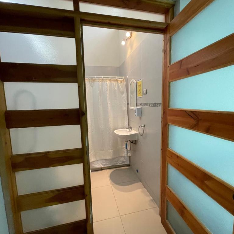 Residencial Astorga - Superior Double Room with Two Single Beds - 5