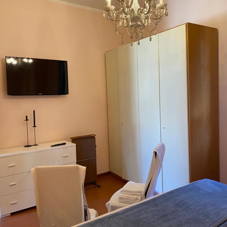 Al Campanile - Appartamento con 2 Camere da Letto - 9