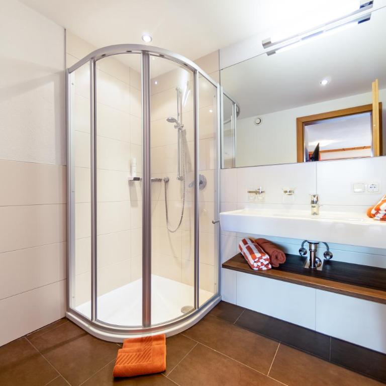 dorfblick FISS - apartments & rooms - Appartement Familial avec Balcon - 6