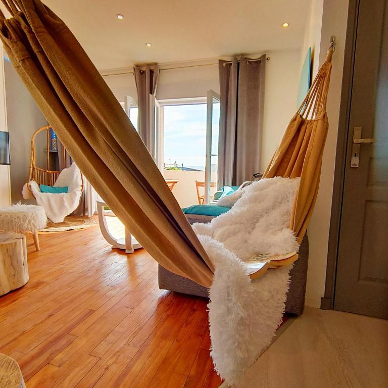 HAMAC - vue mer - 100M PLAGE - Appartement 1 Chambre - 10