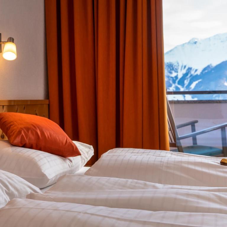 dorfblick FISS - apartments & rooms - Chambre Double avec Balcon - 4