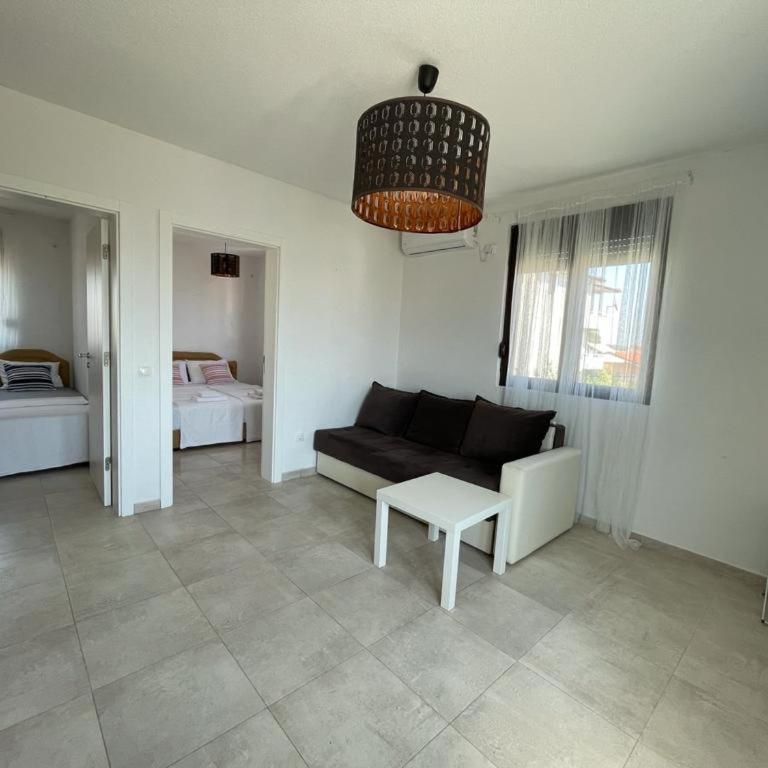 OSA Holiday - Two-Bedroom Apartment - 7