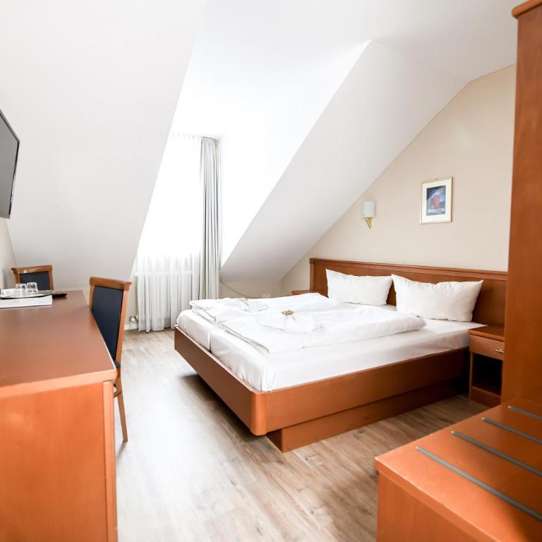 Hotel Blutenburg - Chambre Double Standard - 13