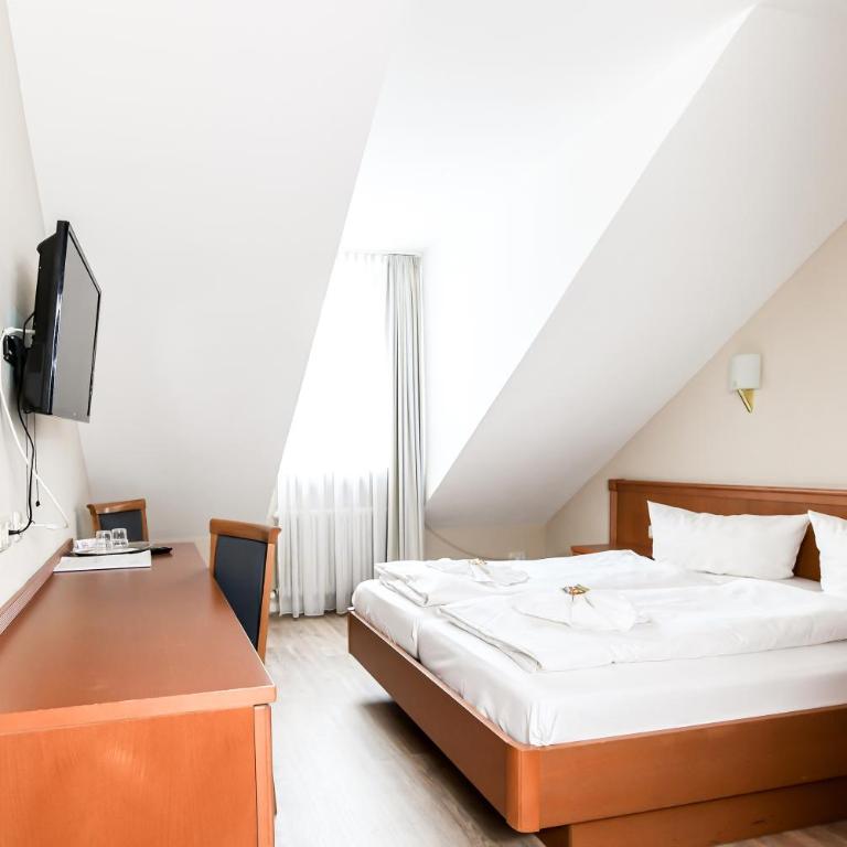 Hotel Blutenburg - Chambre Double Standard - 4
