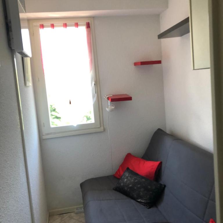Les Jardins du Casino T2 bis- 4 personnes-Tarif cures 700 euros - Apartment - 10