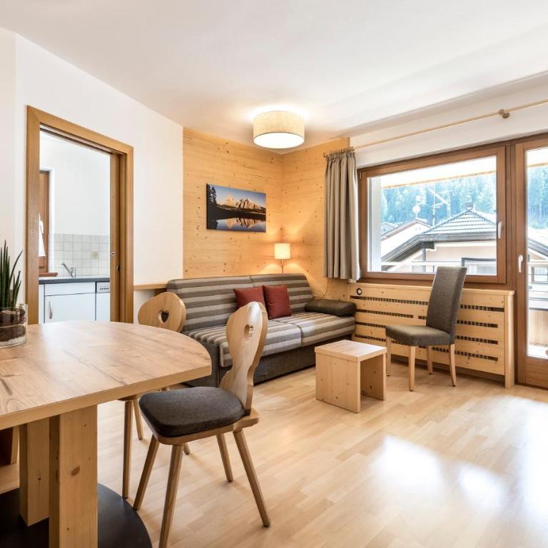 Residence Tombla - Appartamento con 2 Camere da Letto e Balcone - 8
