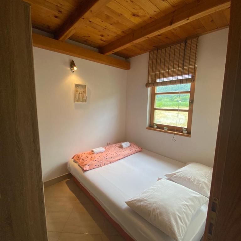 Unna-E Luxury House - Three-Bedroom House - 39