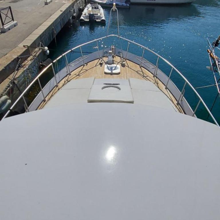 Yacht Charter Nice Cannes Antibes - Mobile Home - 24