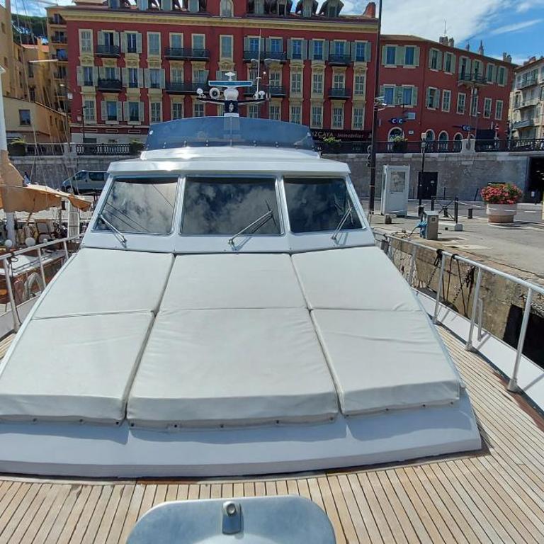 Yacht Charter Nice Cannes Antibes - Mobile Home - 27