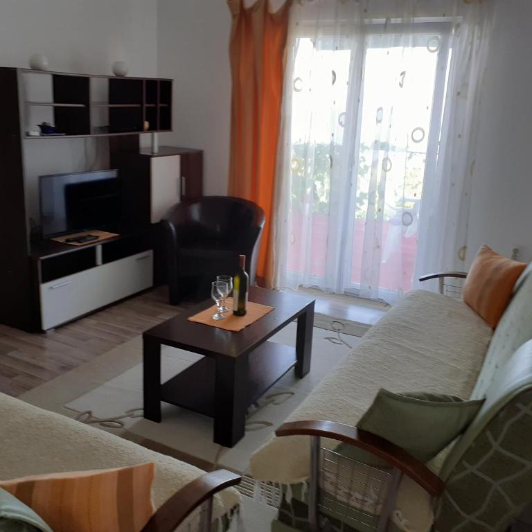 Apartment Vuk i Novak - Apartment with Sea View - 12