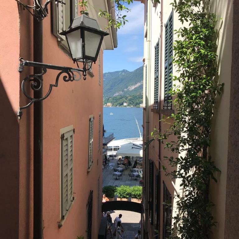 Bellagio LAKESHORE HOUSE - One-Bedroom Apartment - 24