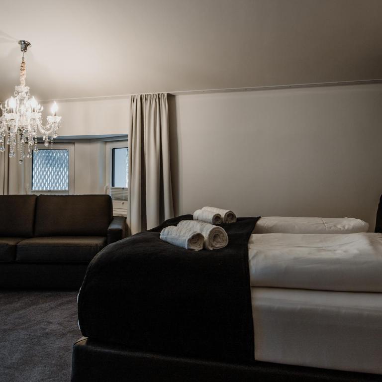 The Place Boutique & Design Hotel Flachau - Doppelzimmer mit Zustellbett (4 Erwachsene) - 7