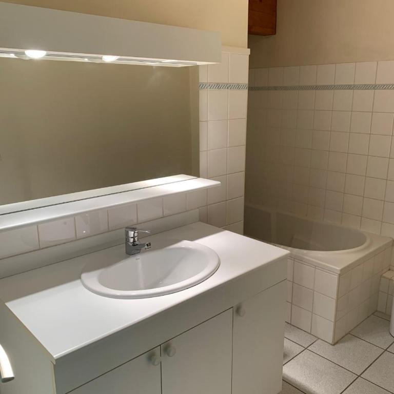 Appartement centre ville Luz Saint Sauveur T4 pour 10 personnes - Appartement 3 Chambres - 12