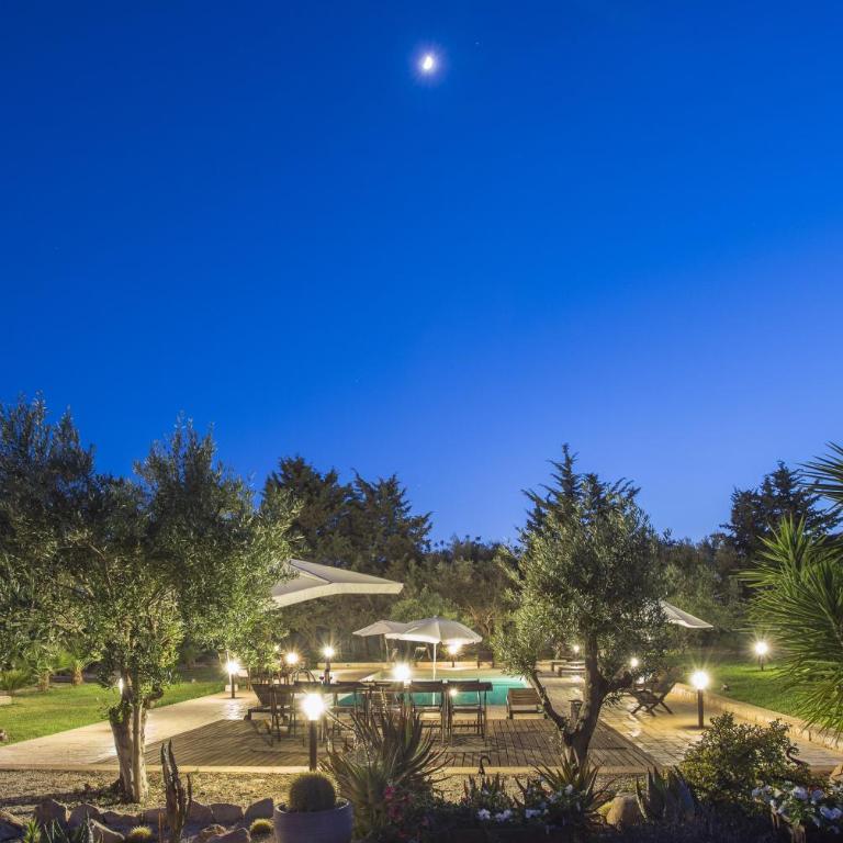 CASA GALO' - POOL & TENNIS-GELSO apartment - Deluxe Two-Bedroom Apartment with Garden View - 6