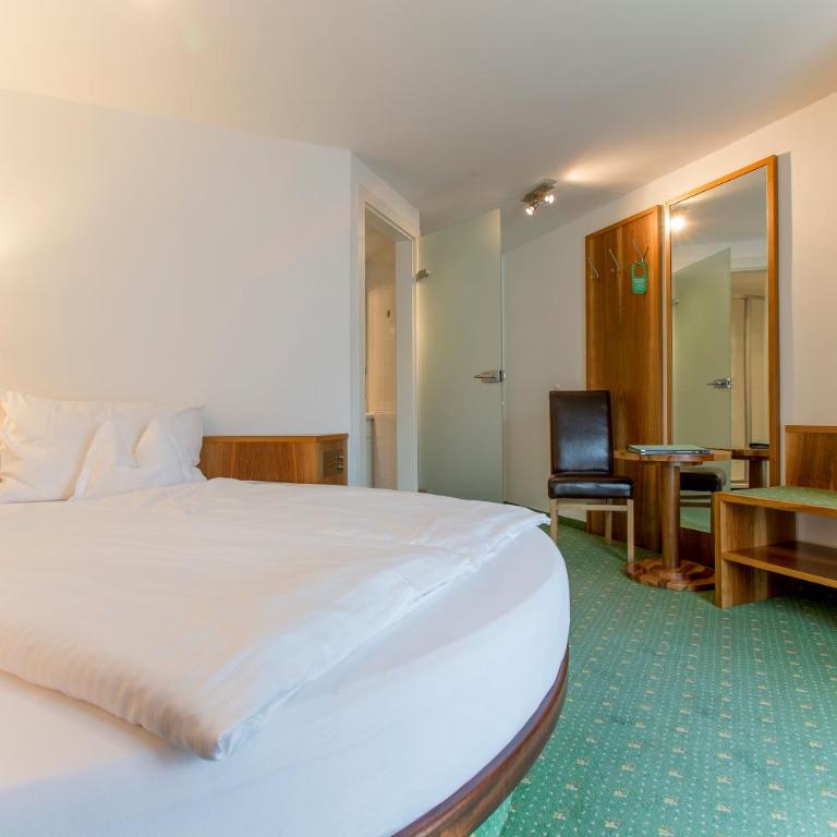 Hotel Stroblerhof - Double Room - 1