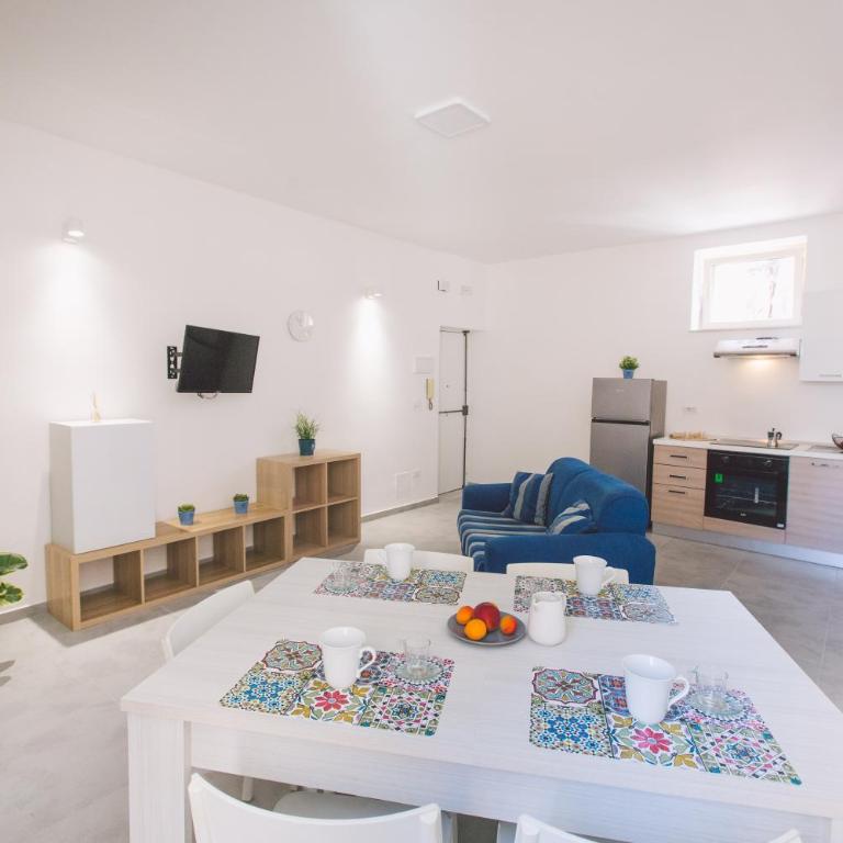Alagona Apartment - Appartamento con 2 Camere da Letto - 10
