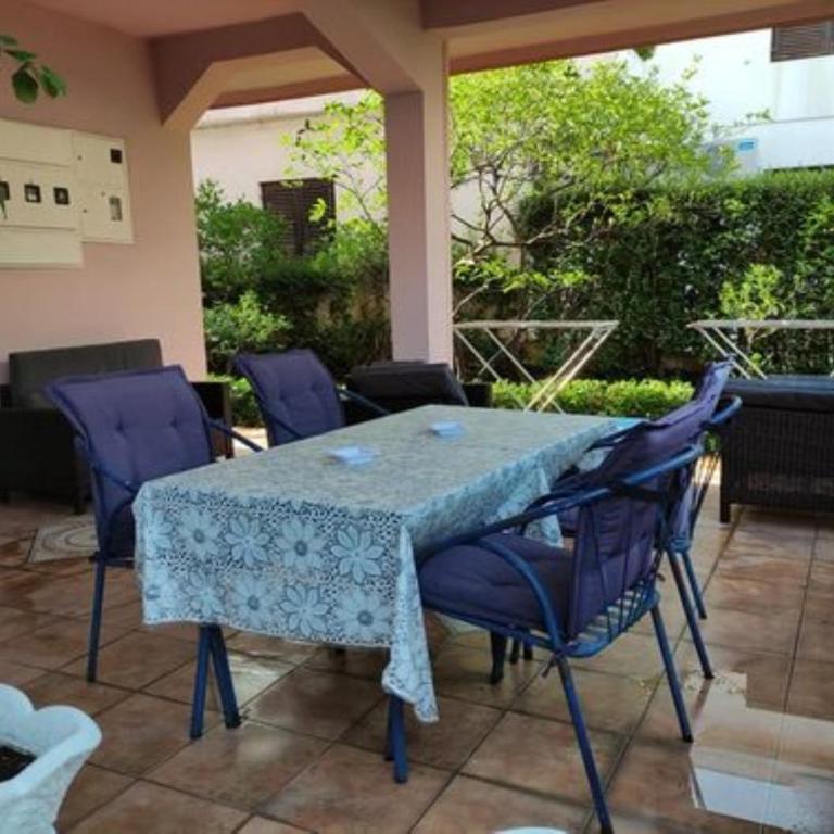 Rooms Kuljic - Dvokrevetna Soba sa Bračnim Krevetom/Zasebnim Krevetima i Balkonom - 9