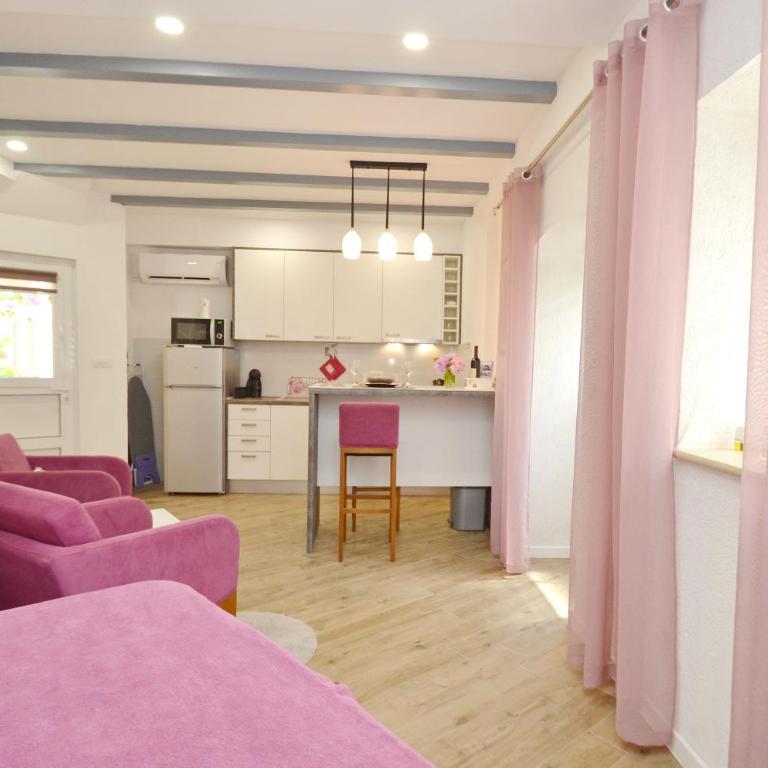 Kotor Center W - Studio Apartment - 10