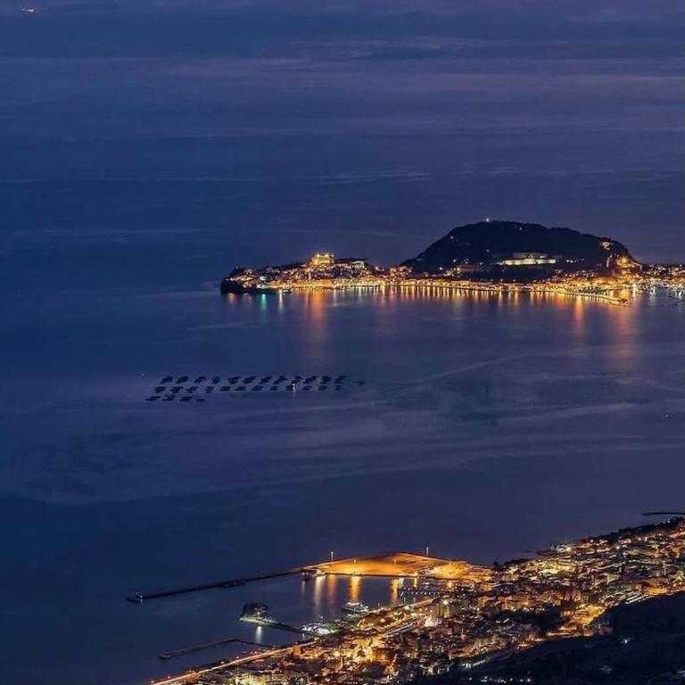 Nel borgo di Gaeta Palazzetto terra-cielo - Casa con 1 Camera da Letto - 5