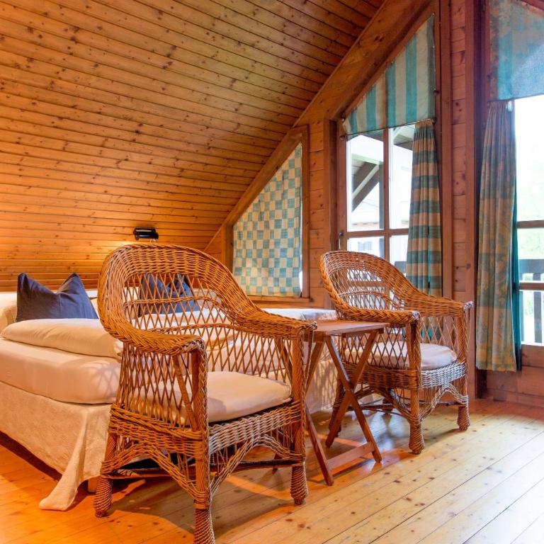 Hotel Stroblerhof - Chalet with Terrace - 3