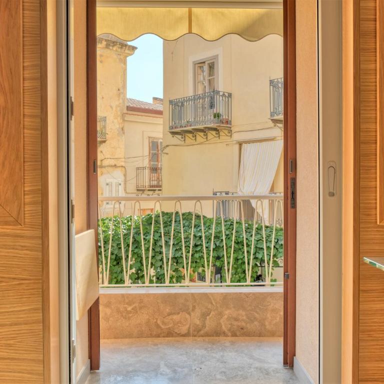 Porta di Terra 'luxury suite ' - Monolocale con Balcone - 12