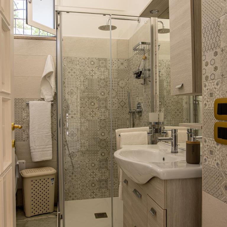 garden suite in Villa Mariella - Appartamento con 2 Camere da Letto - 25