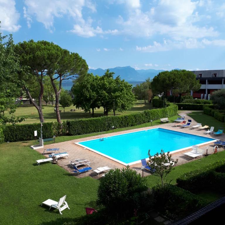 appartamento con piscina Il glicine sul garda - Appartamento con 2 Camere da Letto - 1