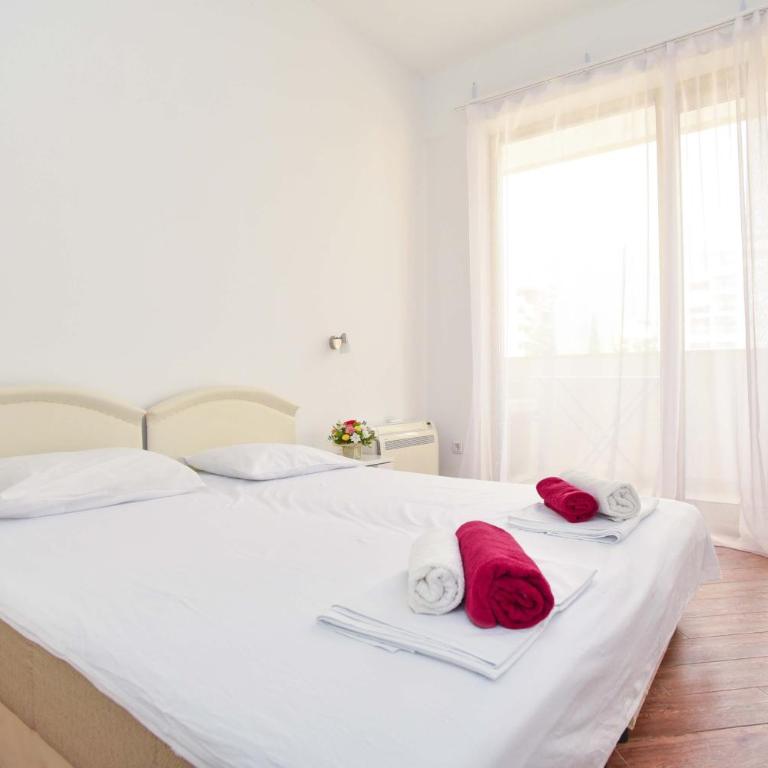 Victoria Center Apartments - Deluxe Apartment with Terrace and City View - 27