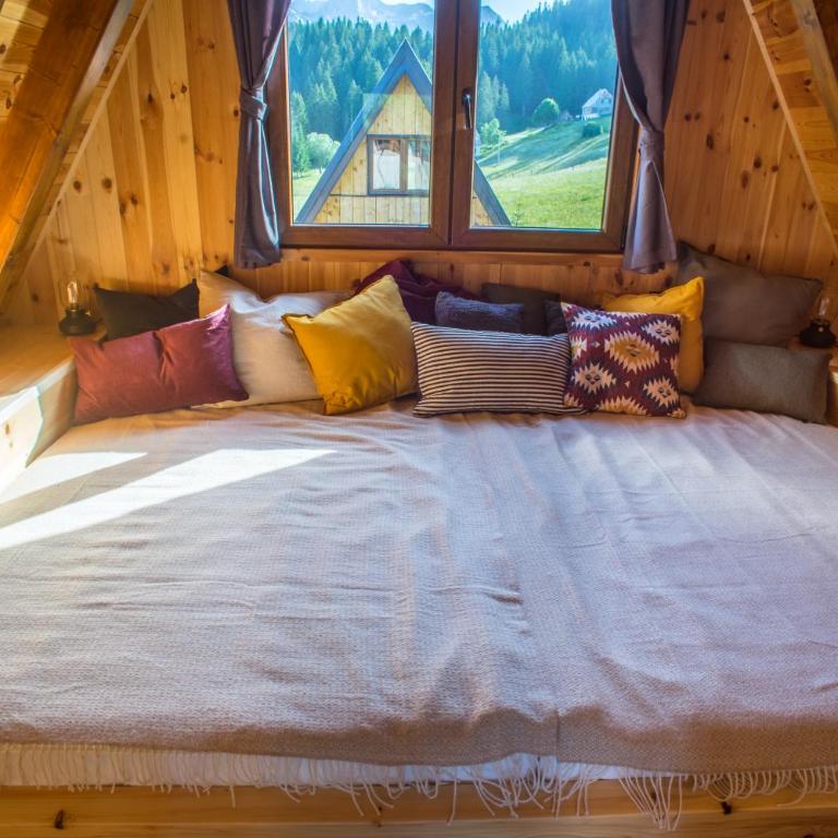 Chamois Apartments Durmitor - Two-Bedroom Chalet - 12
