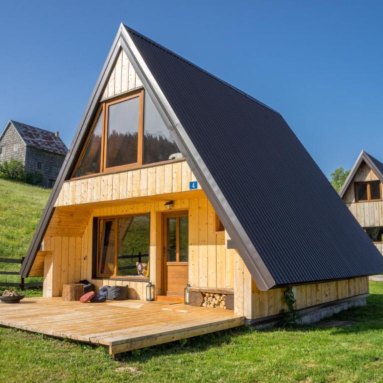 Chamois Apartments Durmitor - Two-Bedroom Chalet - 1