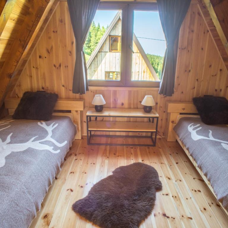 Chamois Apartments Durmitor - Two-Bedroom Chalet - 13