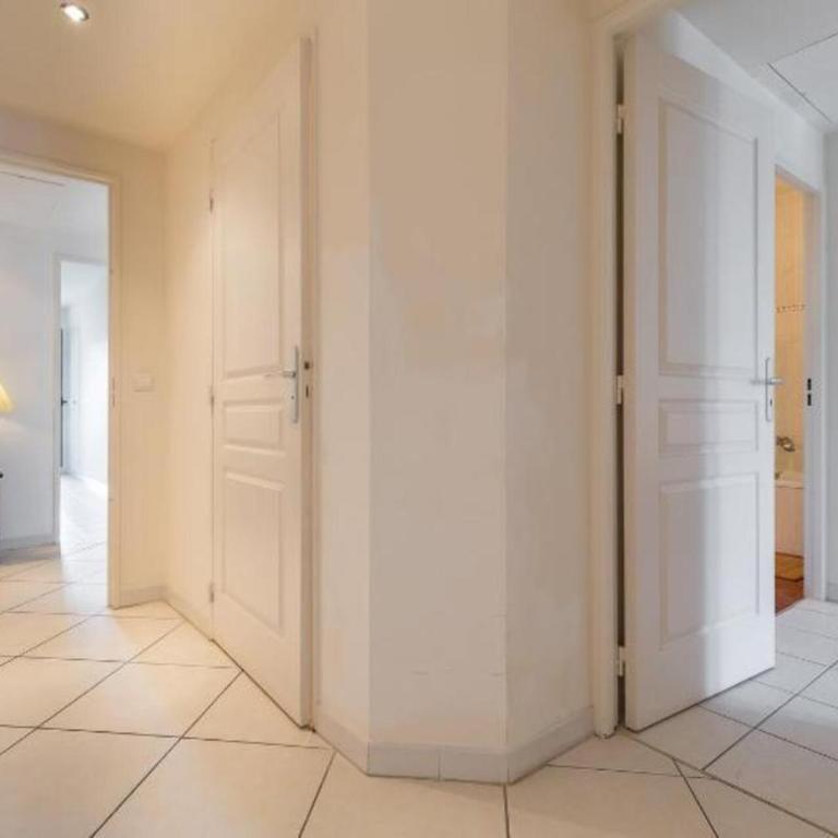 Cannes centre 2mins from beach stunning 3-Bed Apt - Apartamento - 10